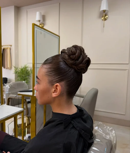 Twisted High Top Bun