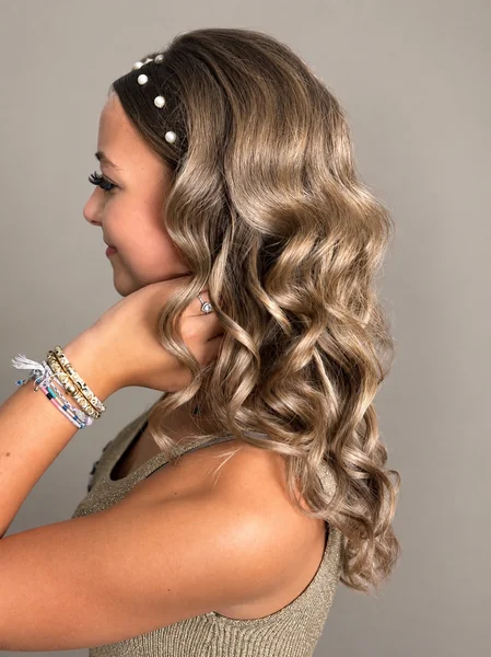 Glam Waves with Pearl Pins