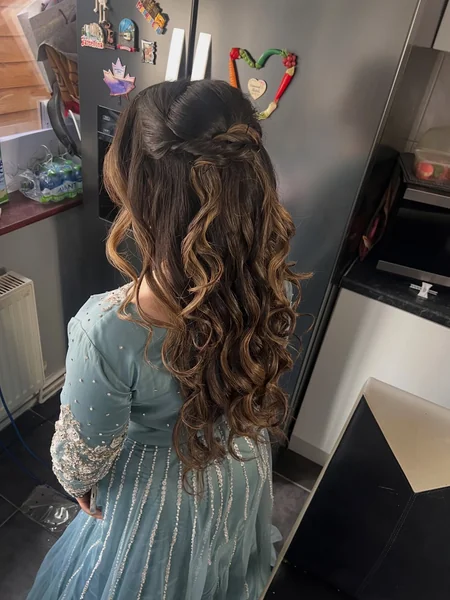 Twisted Half-Up with Honey Curls