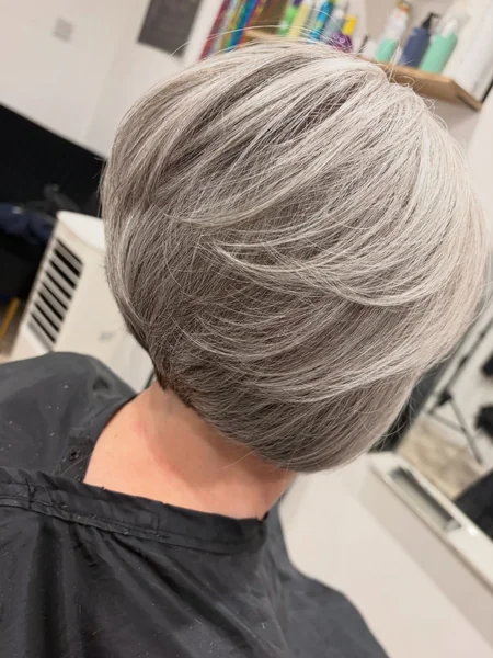 Layered Wedge Bob