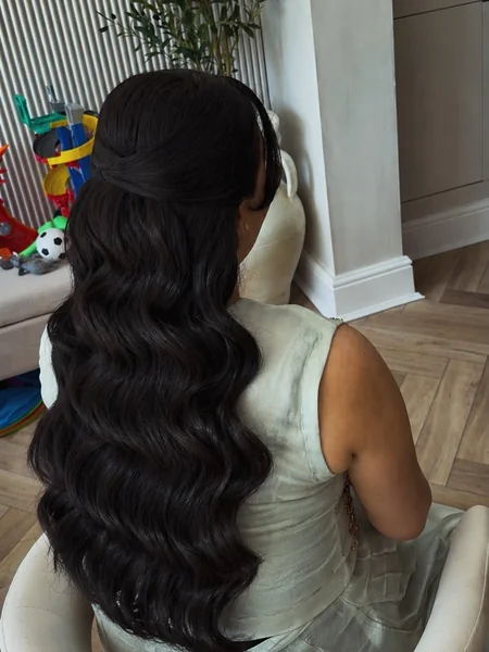 Half-Up with Long Brushed Waves