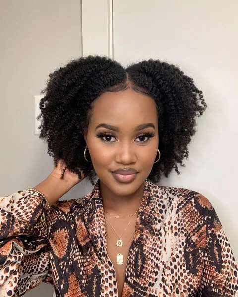 Defined Twist-Out with Center Part