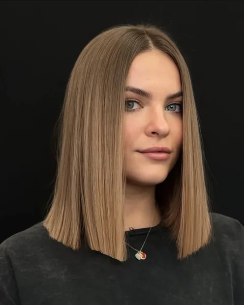 Light Brown Blunt A-Line Lob