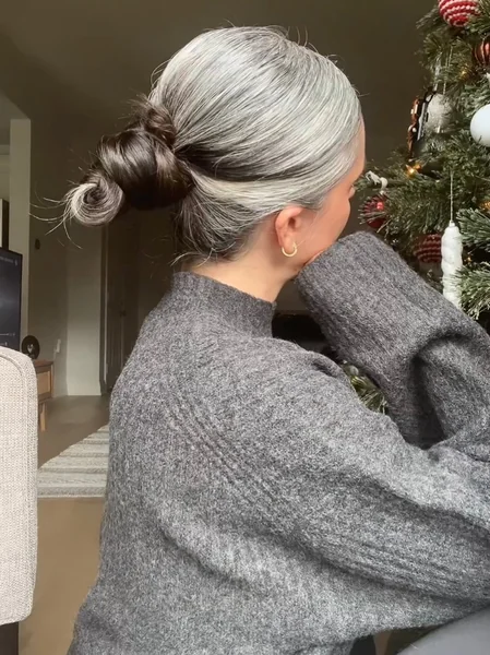 Low Twisted Bun