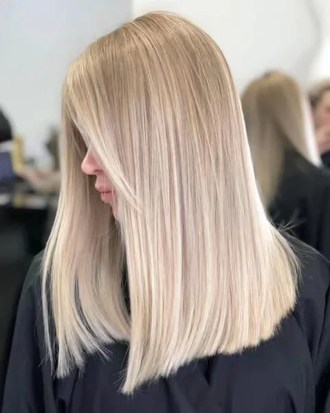 Blonde Straight Lob