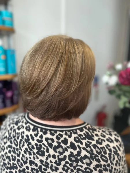 Graduated Bob with Rounded Back