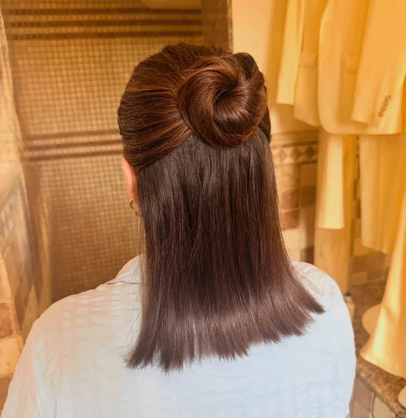 Half-Up Top Knot