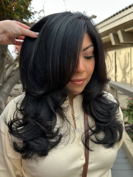 Mob Wife 90s Black Blowout