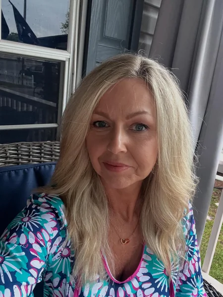 Feathered Blonde Layers