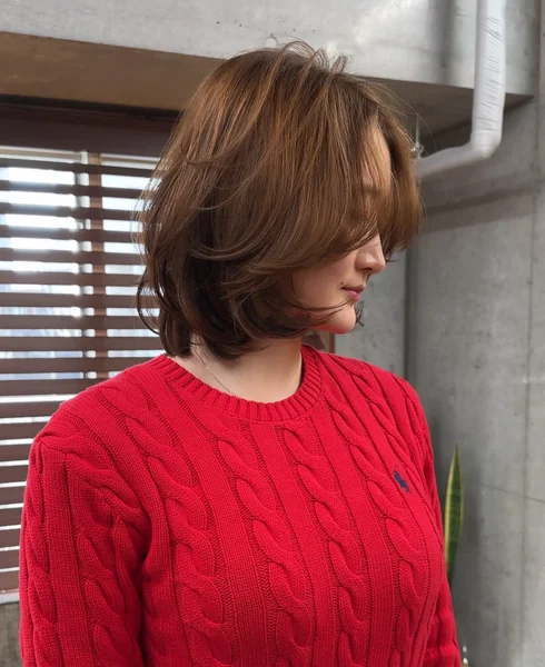 Caramel Feathered Bob