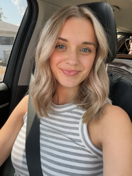 Soft Shoulder Length Waves in Blonde