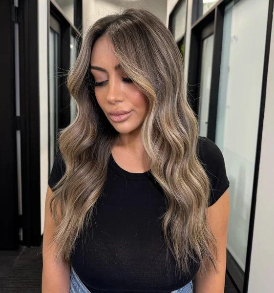Ash Bronde Beach Waves