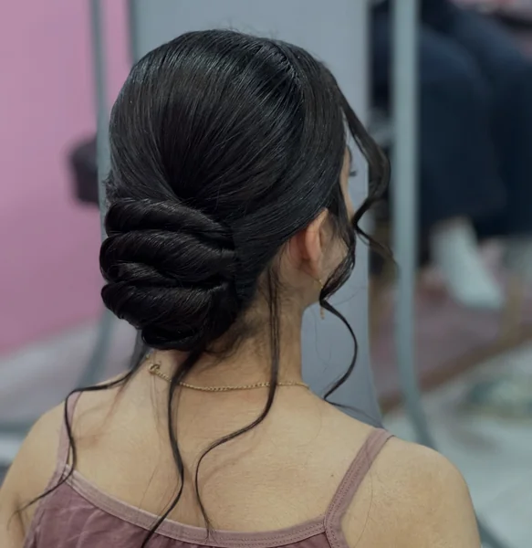 Prom Low Chignon
