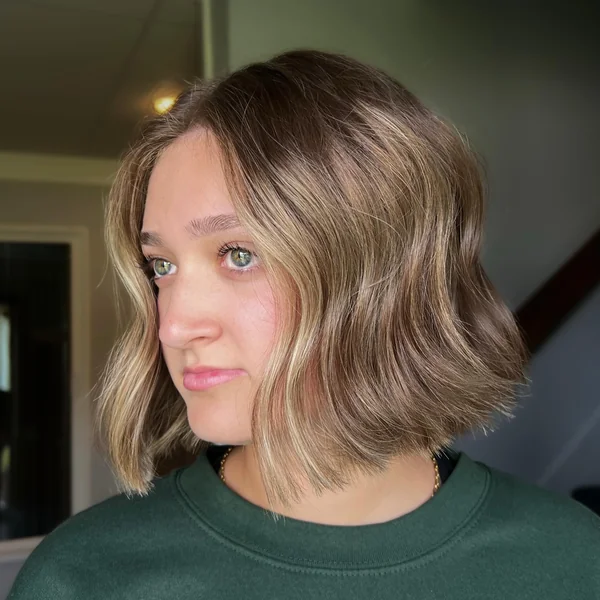 Wavy Highlighted Bob