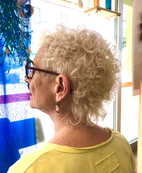 Cropped White-Blonde Curls