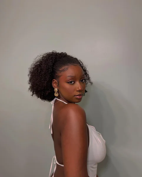 Half-Up Curly Puff