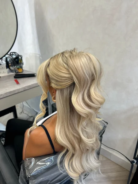 Voluminous Half Up Ponytail