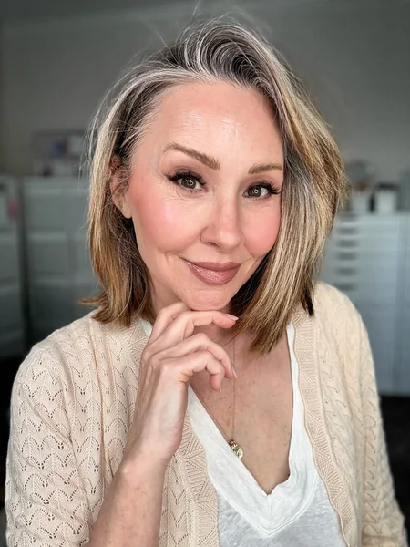 Side-Part Bob with Gray Blend