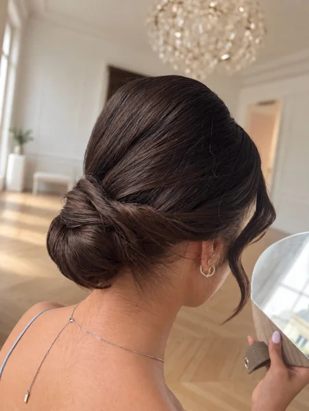 Old Money Low Chignon