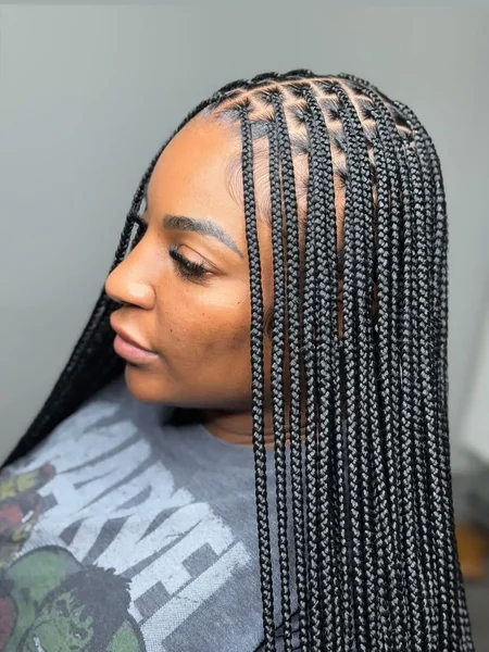 Classic Medium Knotless Box Braids