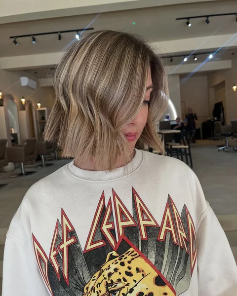 Wavy Bronde Bob with Blunt Ends