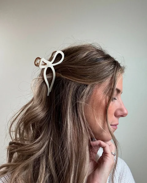 Half Up Waves with Claw Clip