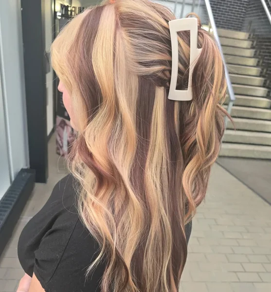 Claw Clip Half-Up with Chunky Highlights