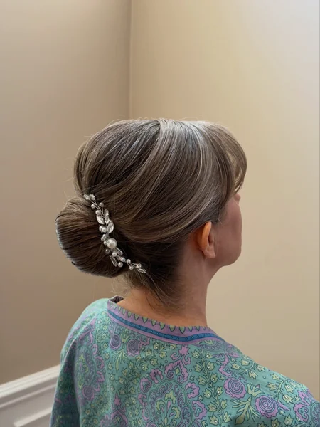 Classy Low Bun with Pearl Hair Vine