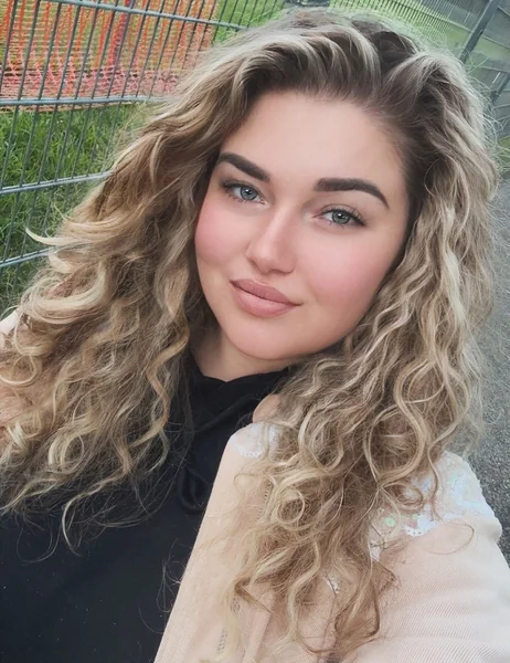 Long Blonde Wavy Curls