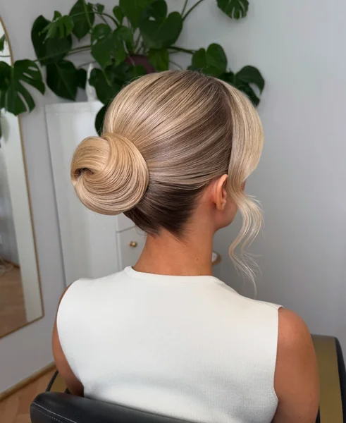 Sculpted Swirl Side Bun