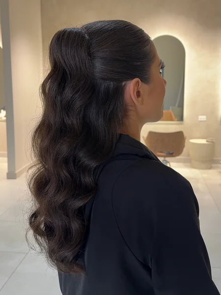 Slicked Half-Up with Soft Waves