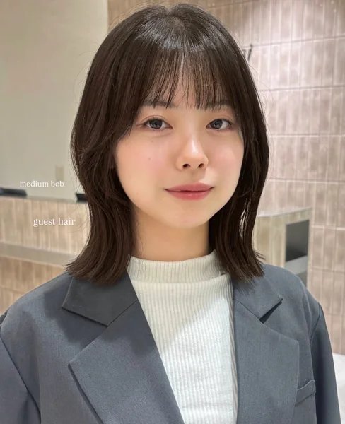 Trendy Medium Bob 2025