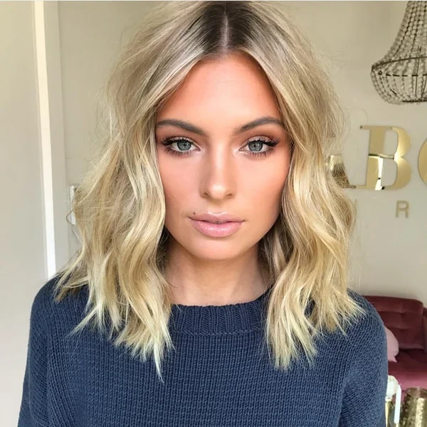 Blonde Middle Part Wavy Lob