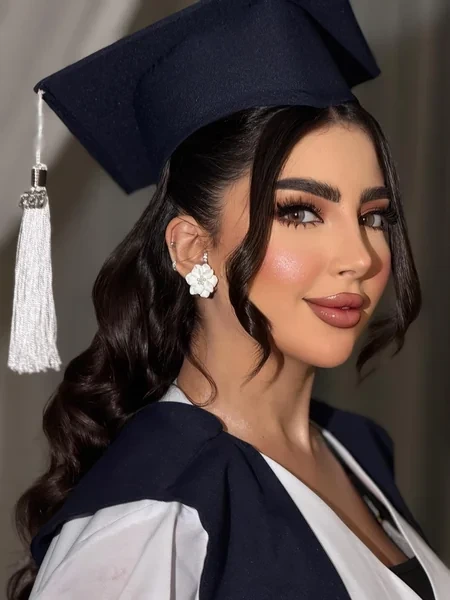 Elegant Side Part Waves with Navy Cap