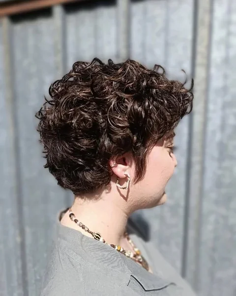 Icy Silver Glamour Voluminous Side Swept Curls