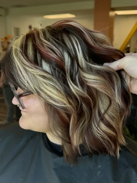 Short Wavy Calico Bob with Dark Red and Blonde