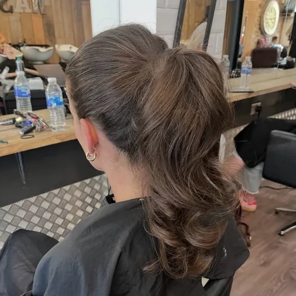 Wavy Ponytail for the Gym